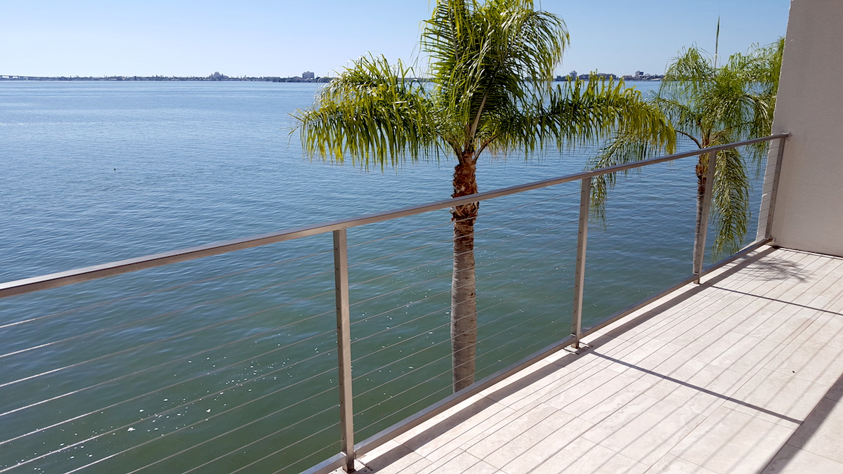 Seaside Aluminum Wire Railing